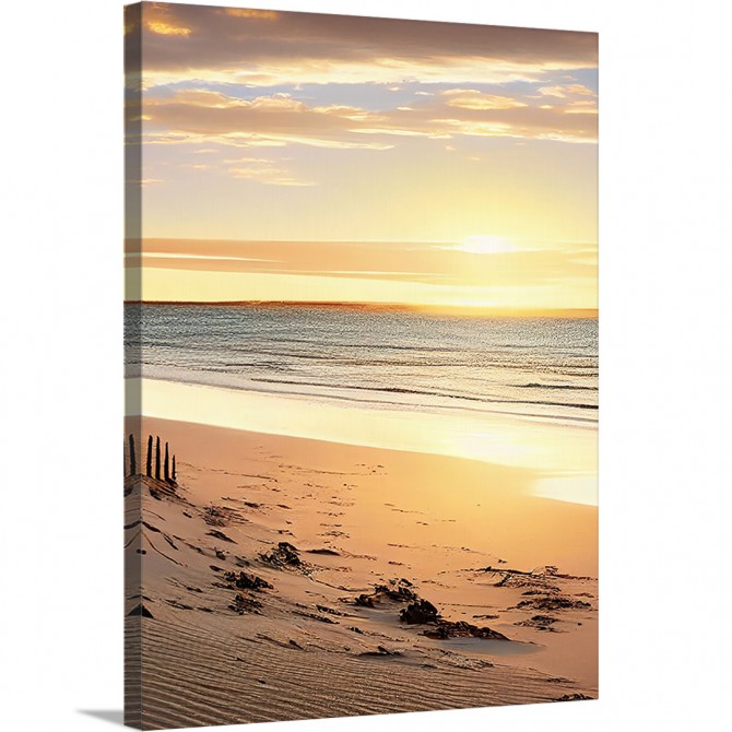 Tríptico paisaje de mar en tonos cálidos ideal para decoraciones relajantes.