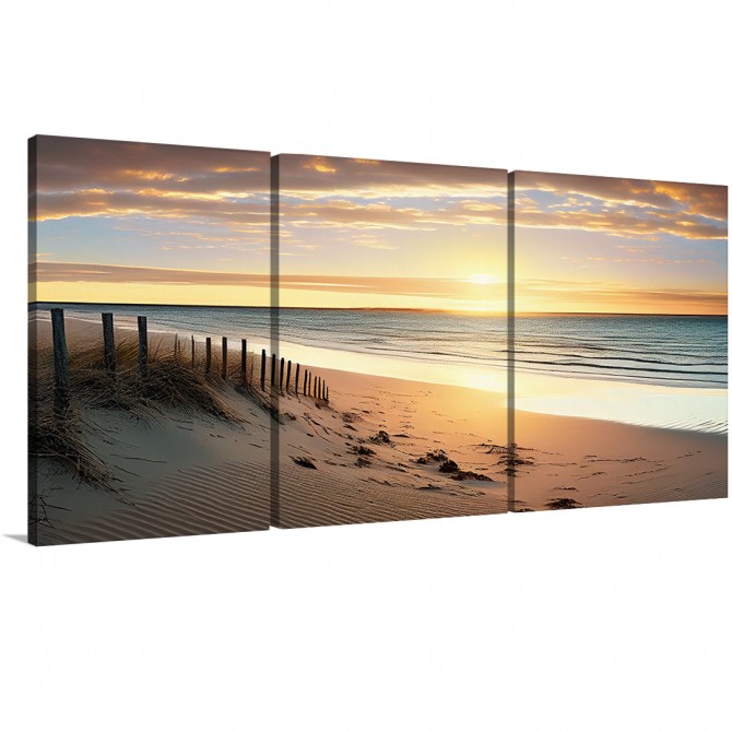 Tríptico paisaje de mar en tonos cálidos ideal para decoraciones relajantes.