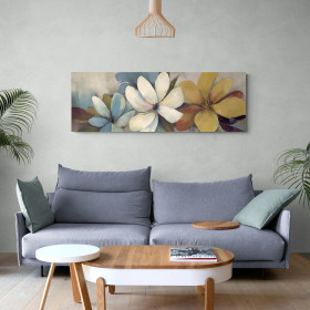 Flores de gran formato en tonos pastel y terrosos- Cuadrostock