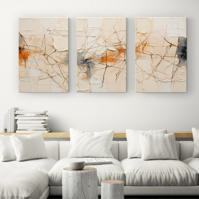 Tríptico decorativo con textura en tonos beige, naranja y negro, arte abstracto moderno