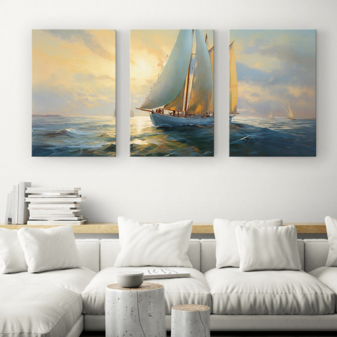 Tríptico decorativo con un velero navegando al atardecer en tonos dorados y azules- Cuadrostock