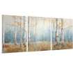 Tríptico decorativo con abedules en un bosque otoñal en tonos beige, azul y dorado.