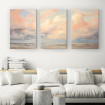 Tríptico de paisaje marino con cielo en tonos pastel, ideal para transmitir serenidad y armonía - Cuadrostock