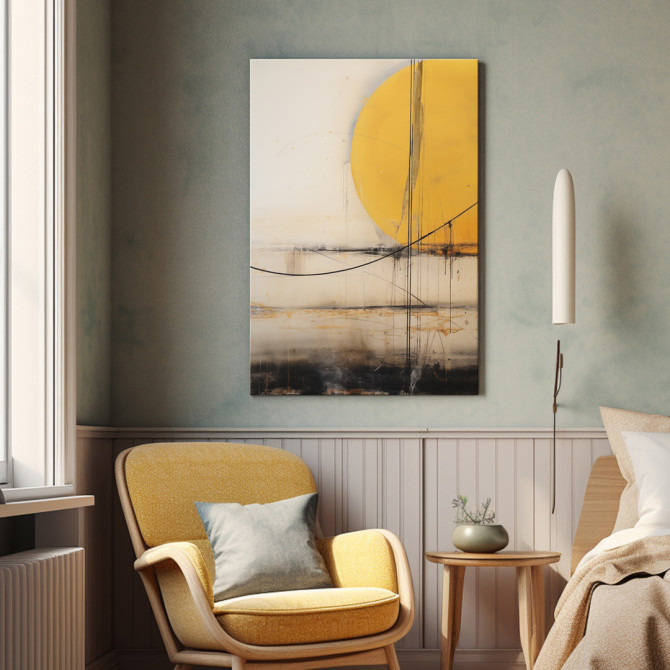 Cuadro decorativo vertical con semicírculo amarillo, líneas negras y fondo neutro beige