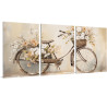 Tríptico decorativo con bicicleta vintage y flores en tonos beige y pastel - Cuadrostock