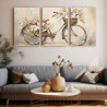 Tríptico decorativo con bicicleta vintage y flores en tonos beige y pastel - Cuadrostock