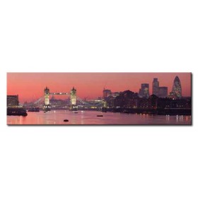 9390405 / Cuadro Tower Bridge and city of London with deep red sunset 140 x 40 - Cuadrostock