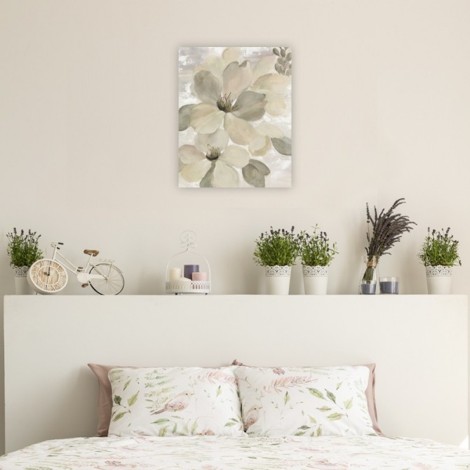 Cuadro para dormitorio - White on White Floral II Crop Neutral - Cuadrostock